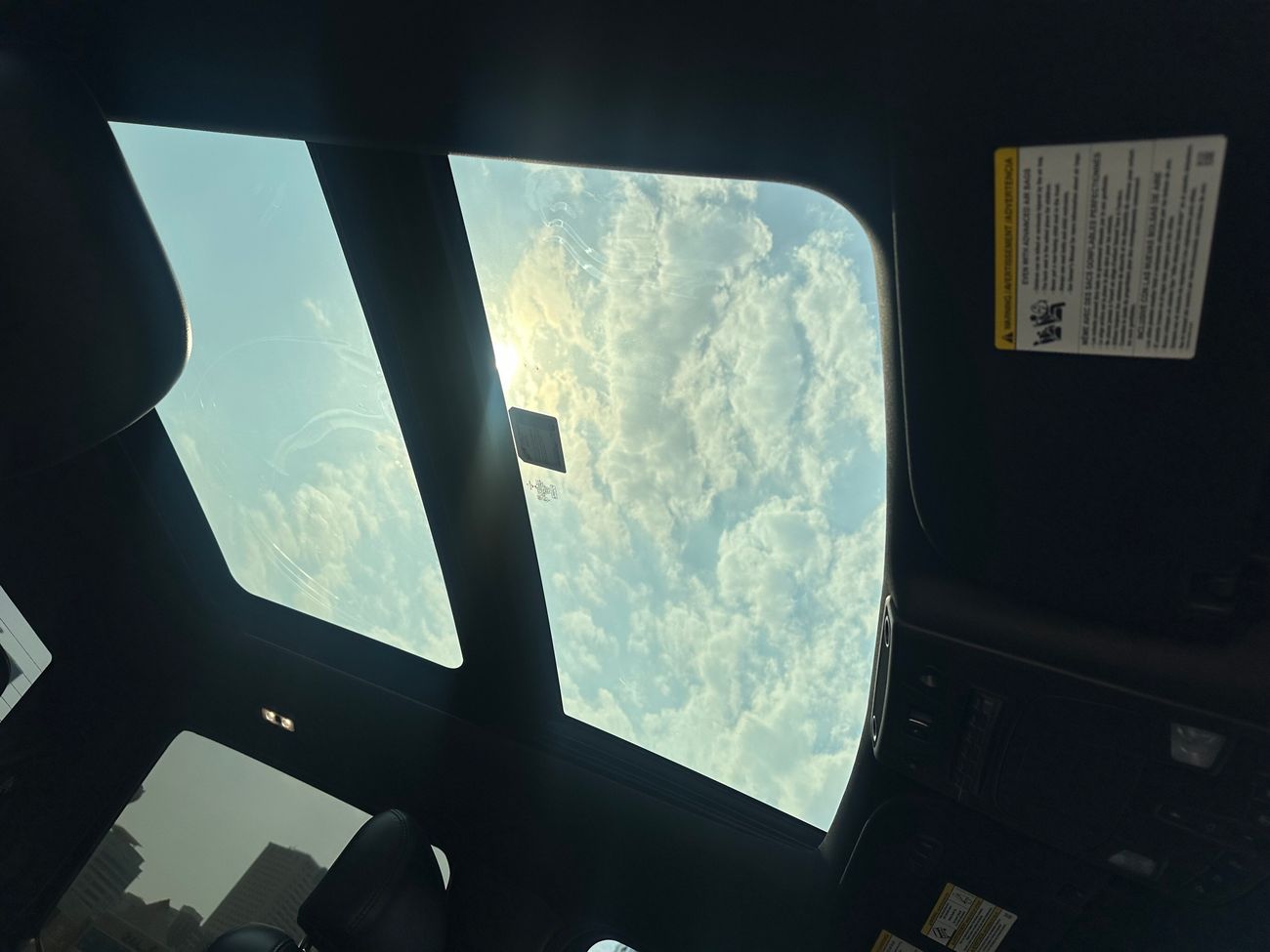 فورد إف-150 رابتور Ford F-150 Raptor (performance trim)	•	Engine: 3.5 L Twin-Turbo High-Output EcoBoost V6	•	Body optio