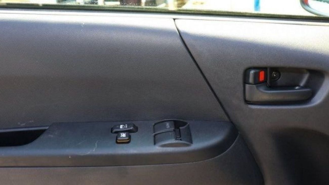 Toyota Hiace Toyota hiace 2.5L MY2025 diesel standard roof for export only