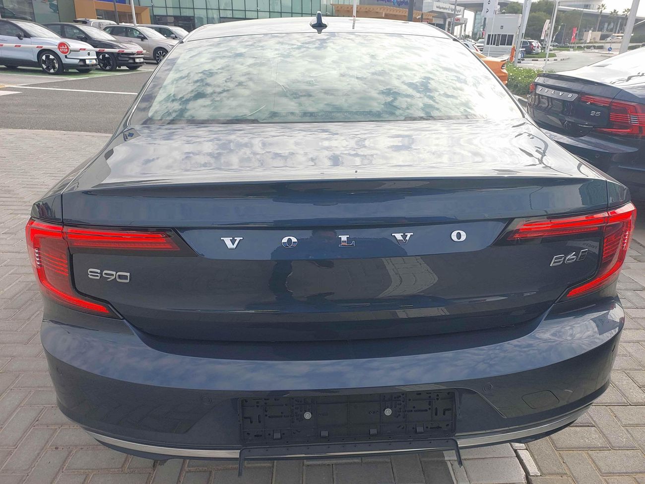 Volvo S90 B6 ULTIMATE BRIGHT AWD 2 | Zero Down Payment | Home Test Drive