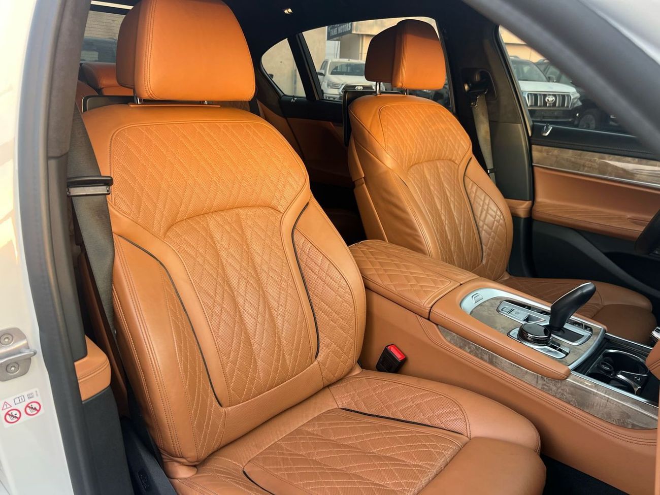 بي أم دبليو 740i BMW 740I 2021