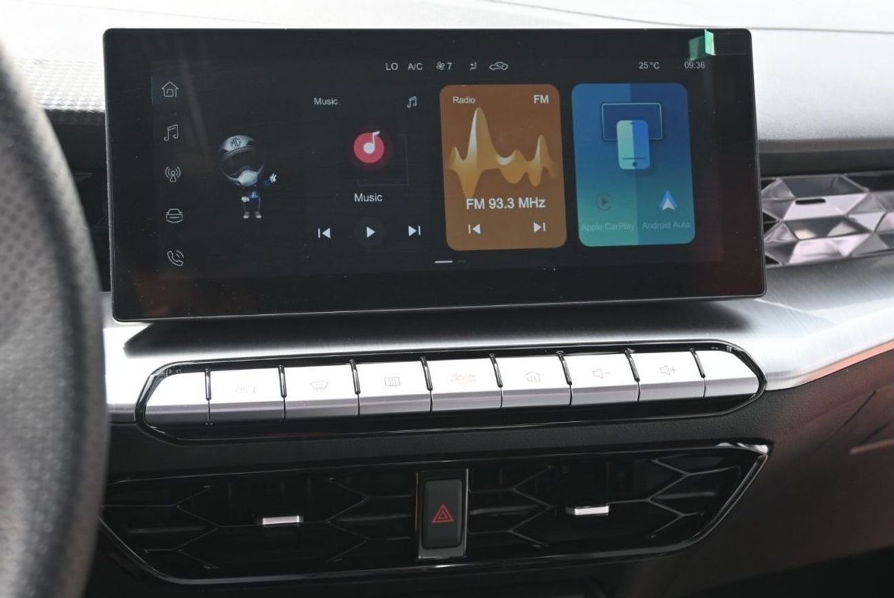 MG GT MG GT 1.5L fastback sedan, Full Option, Model 2023, Color Yellow