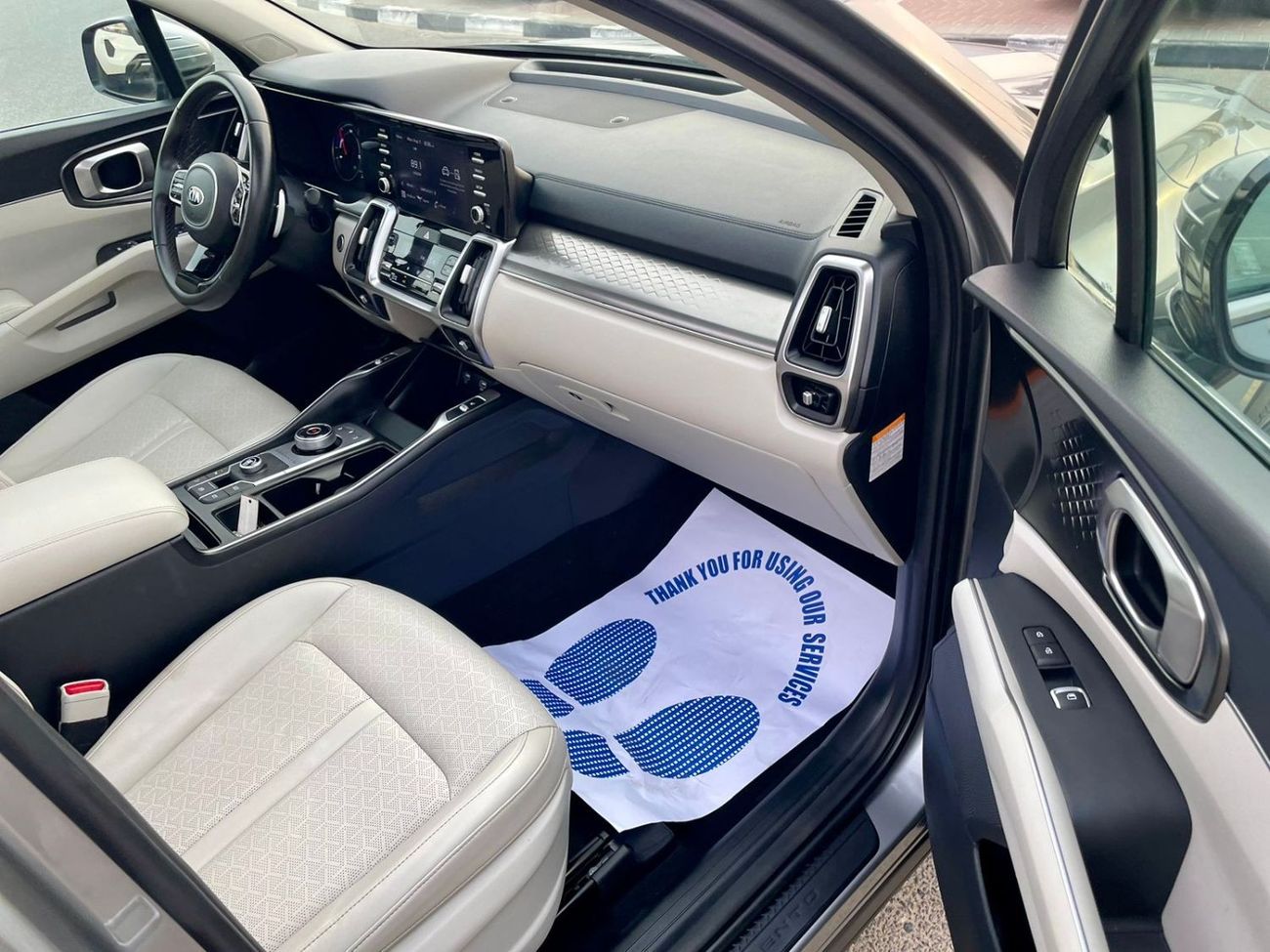 Kia Sorento 2021 Kia Sorento EX 1.6L Turbo V4 Hybrid Fuel Full Optiom Panoramic View - 7 Leather Seats With Rada