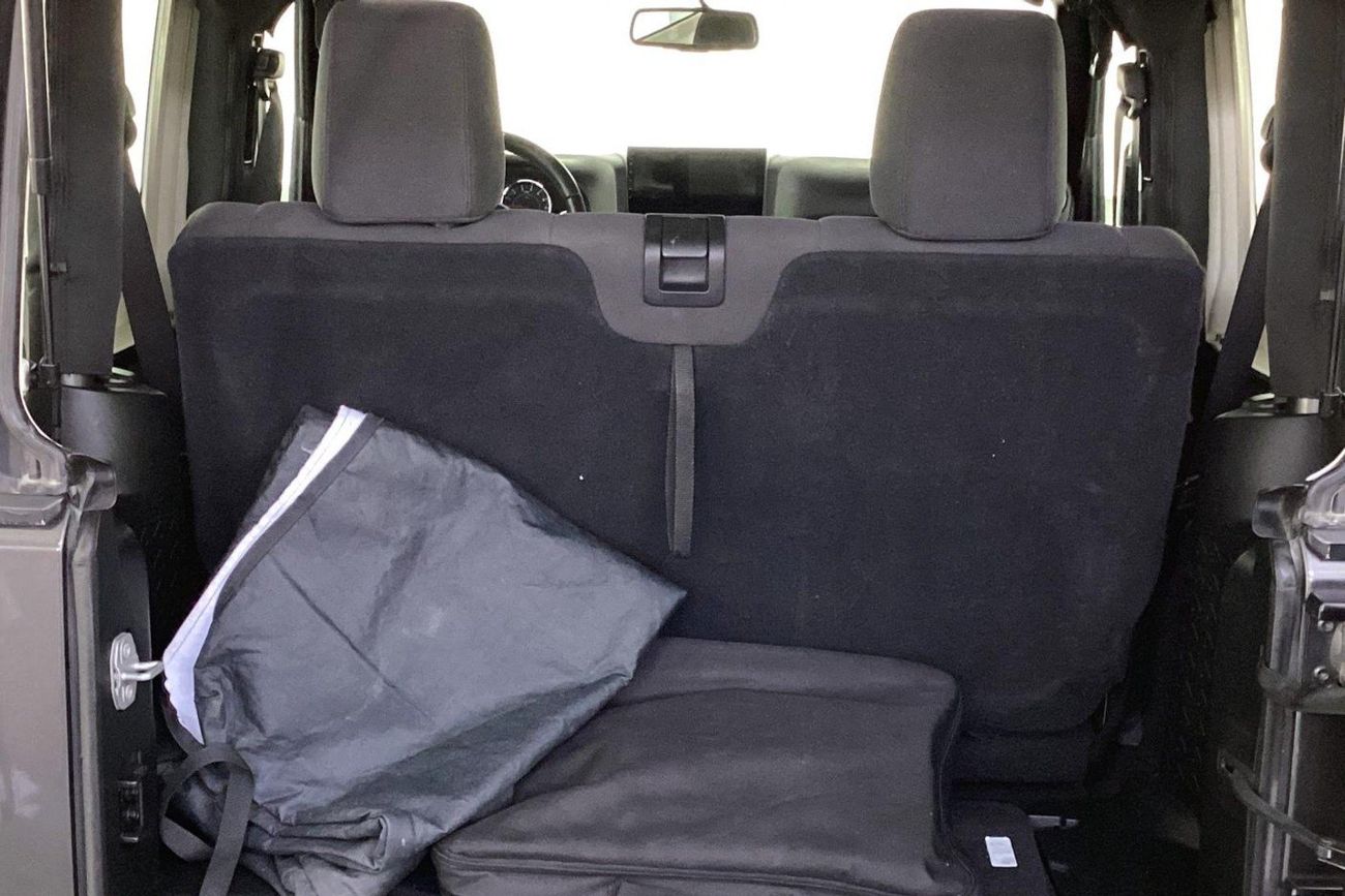 جيب رانجلر Sport | شامل الضمان | 0 ﺪﻔﻋﺓ ﺃﻮﻟﻯ