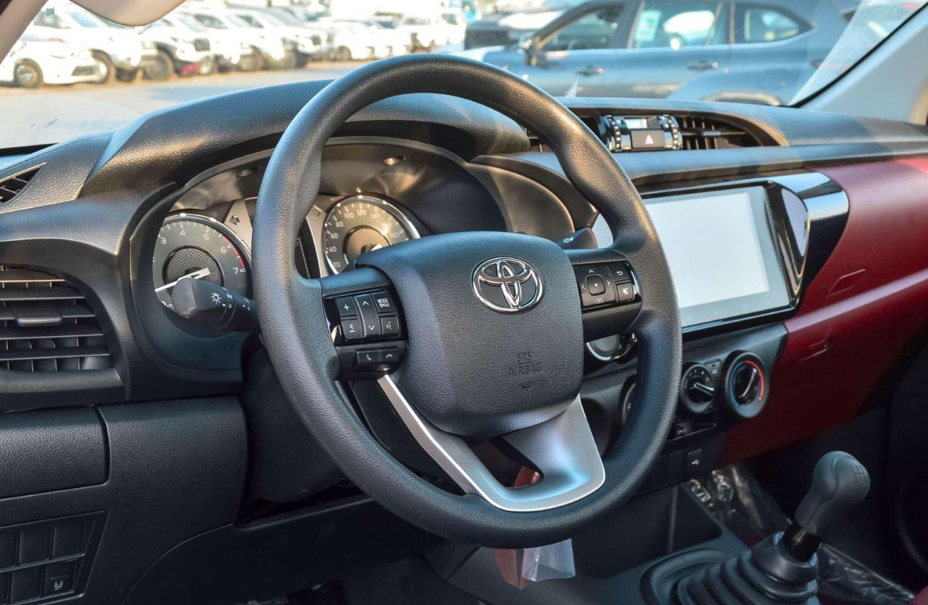 تويوتا هيلوكس TOYOTA HILUX 2.7L 4WD PETROL MT SC PICKUP 2026