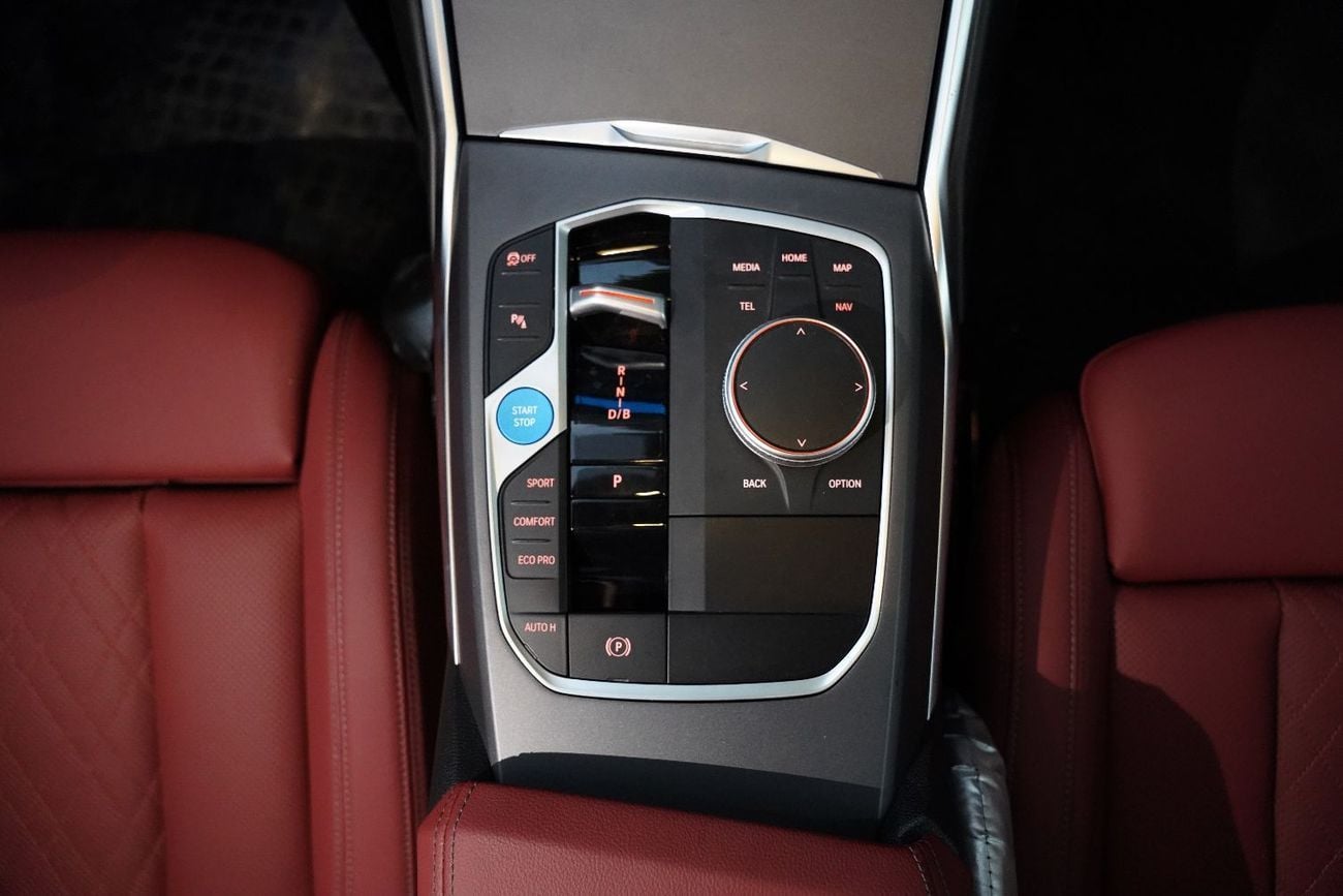 بي أم دبليو i3 EDRIVE35L (NON GCC) 2026 BMW e-Drive 35L M-Sport Package FWD 0Km