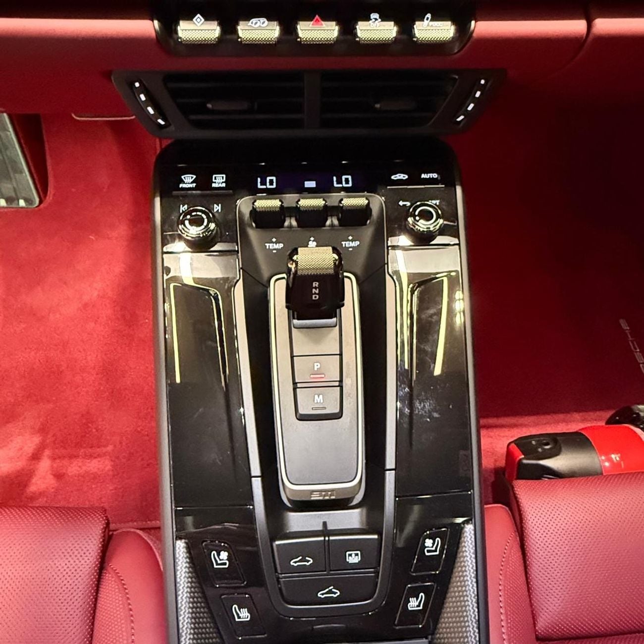 Porsche 911 TURBO S Hybrid GCC