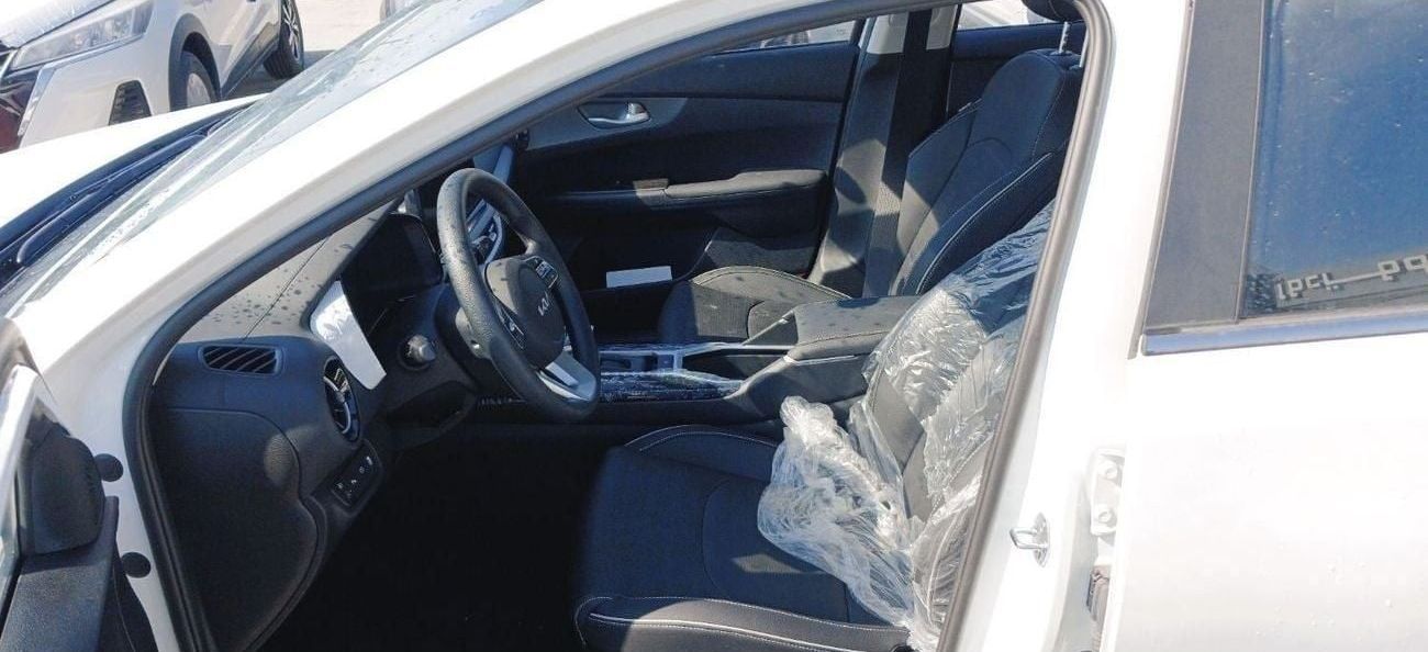 كيا K3 KIA K3 1.5L Petrol 2025YM