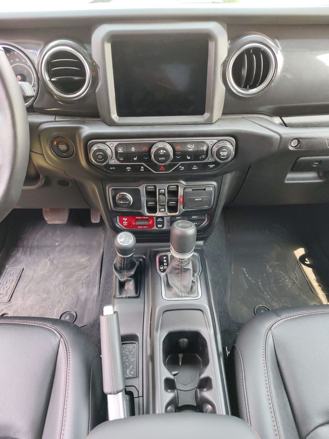 جيب رانجلر Jeep Wrangler 2023 4-DOOR Rubicon 392 6.4L V8