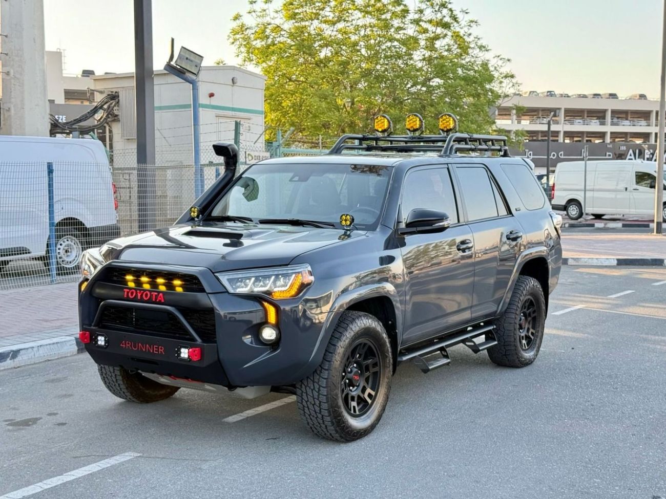 Toyota 4Runner 2024 TOYOTA 4RUNNER SR5-TRD KIT / UAE PASS