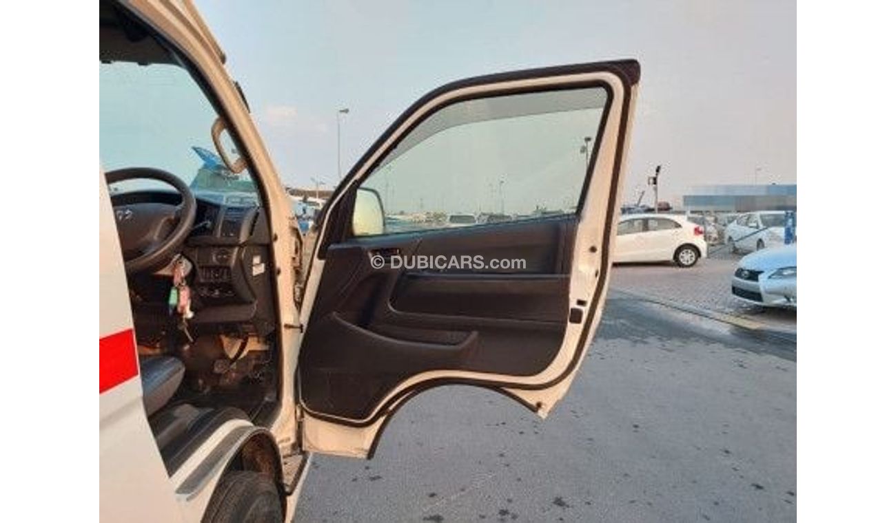 تويوتا هاياس TOYOTA HIACE VAN RIGHT HAND DRIVE(PM16273)