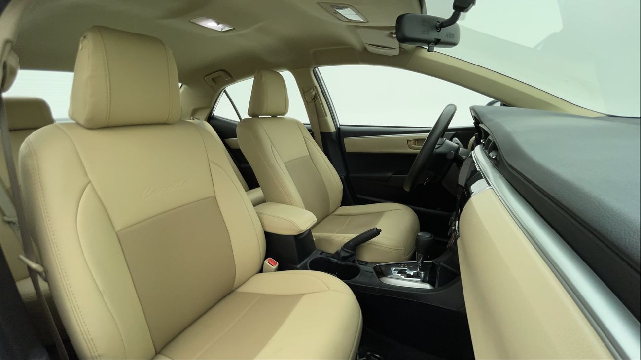 تويوتا كورولا SE 2 | بدون دفعة مقدمة | اختبار قيادة مجاني للمنزل