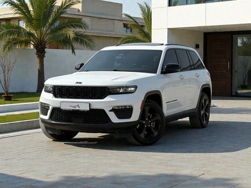 Jeep Grand Cherokee Altitude 3.6L 2022 | GCC SPECS | AED 2,580 PER MONTH | Agency Warranty & Valid Service Contract.