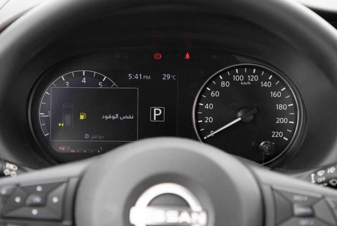 Nissan Kicks 2024 Nissan Kicks 1.6 SV - White Body & Black Roof Inside Black | Export Only