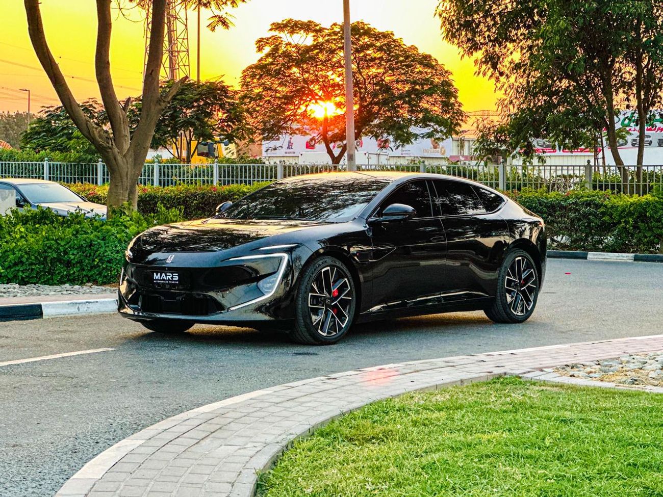 Avatr 12 2024 AVATR 12 Performance AWD | 94.5 kWh | 578 Hp | Range (700 Km) | Law Mileage (44,000 Km) | Warra