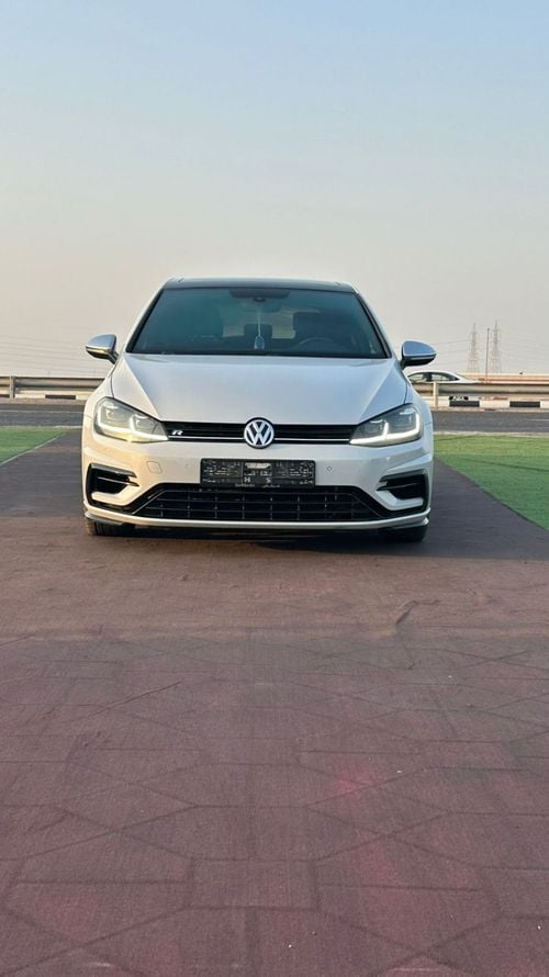 Volkswagen Golf R