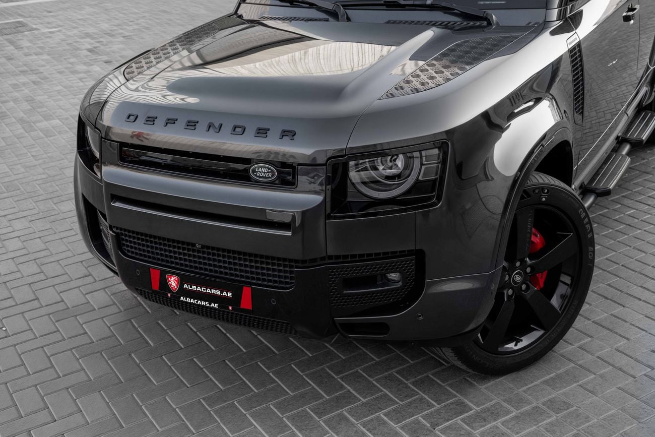 Land Rover Defender 6,218 P.M | P400 HSE | LR Warranty + S/Contract til 2029 | 0% Downpayment