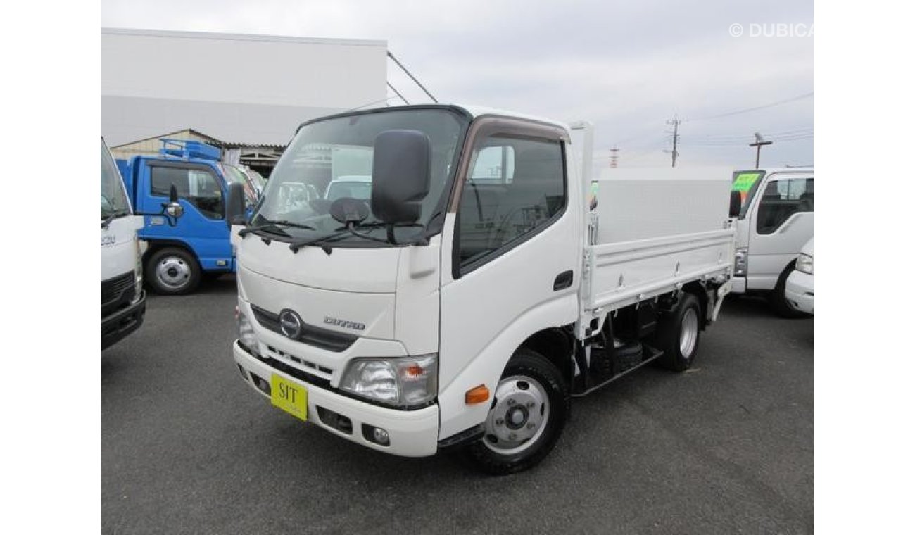 Hino Dutro XZU605M