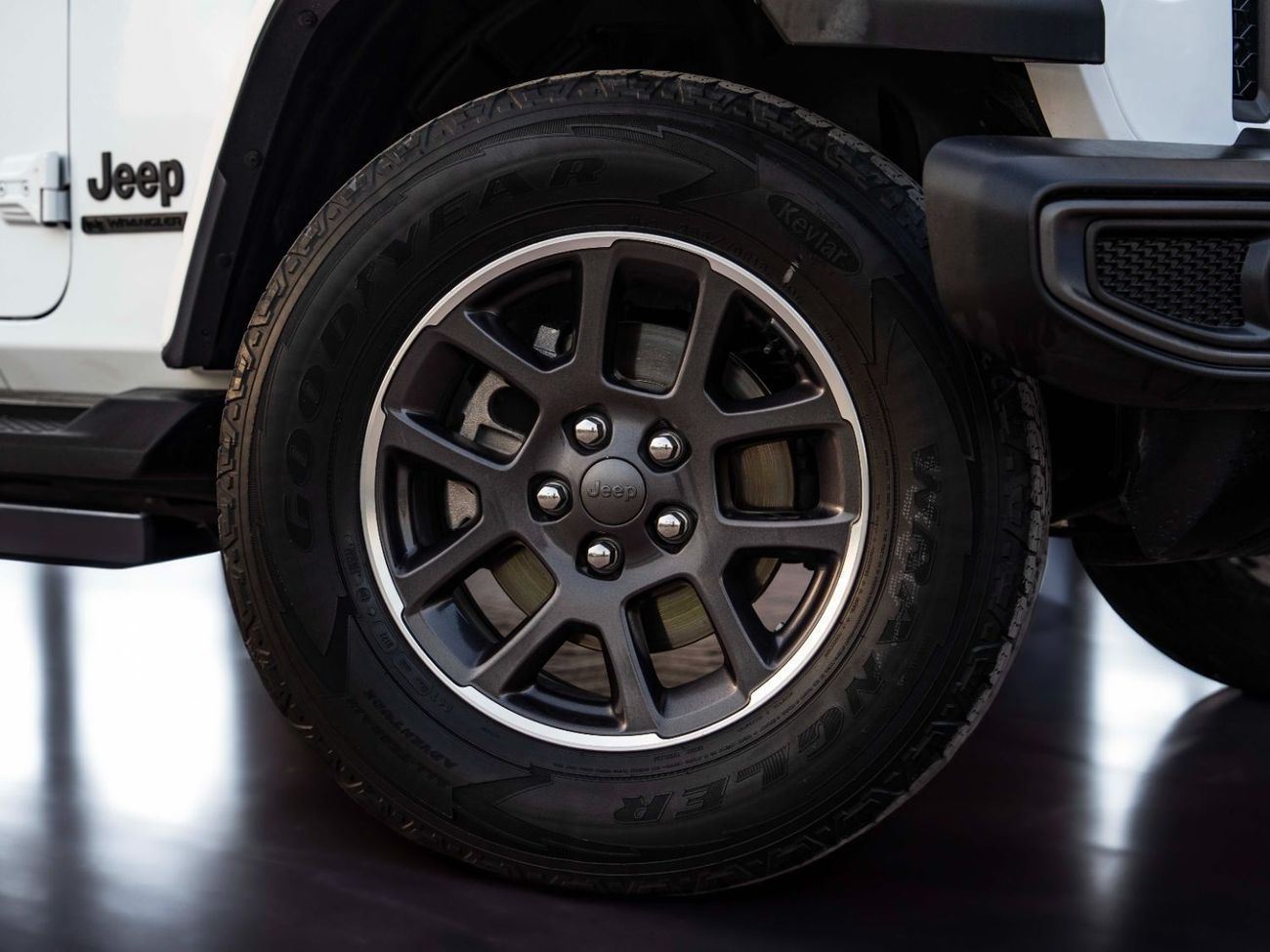 Jeep Wrangler Sport 3.6L A/T (5 Seater)