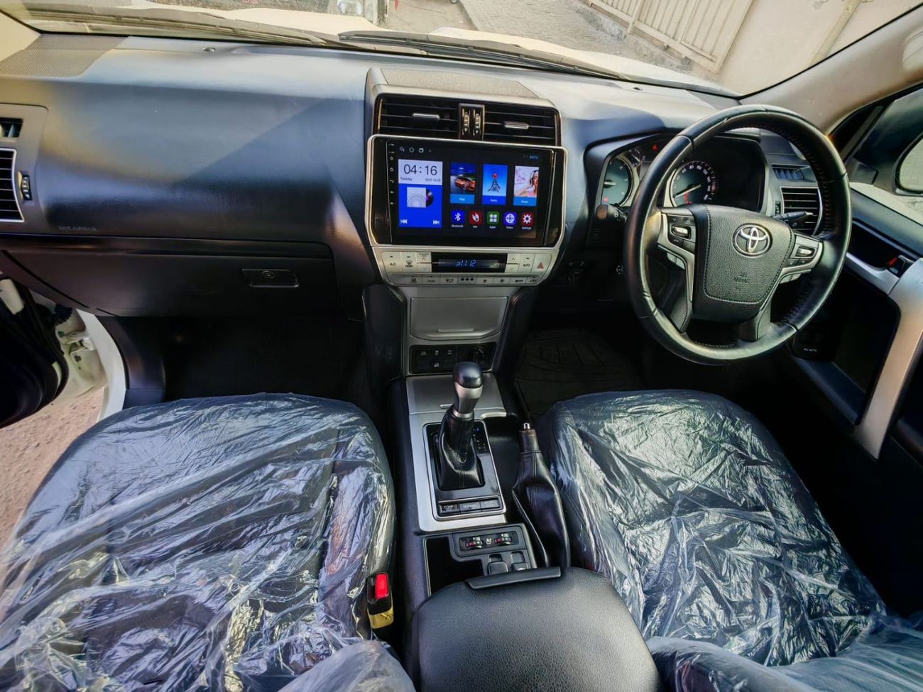 Toyota Prado D4D 2.8 DIESEL 5 SEAT FOUR WHEEL DRIVING