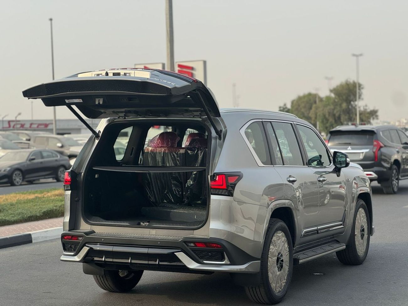 Lexus LX 600 F Sport Launch Edition 3.5L