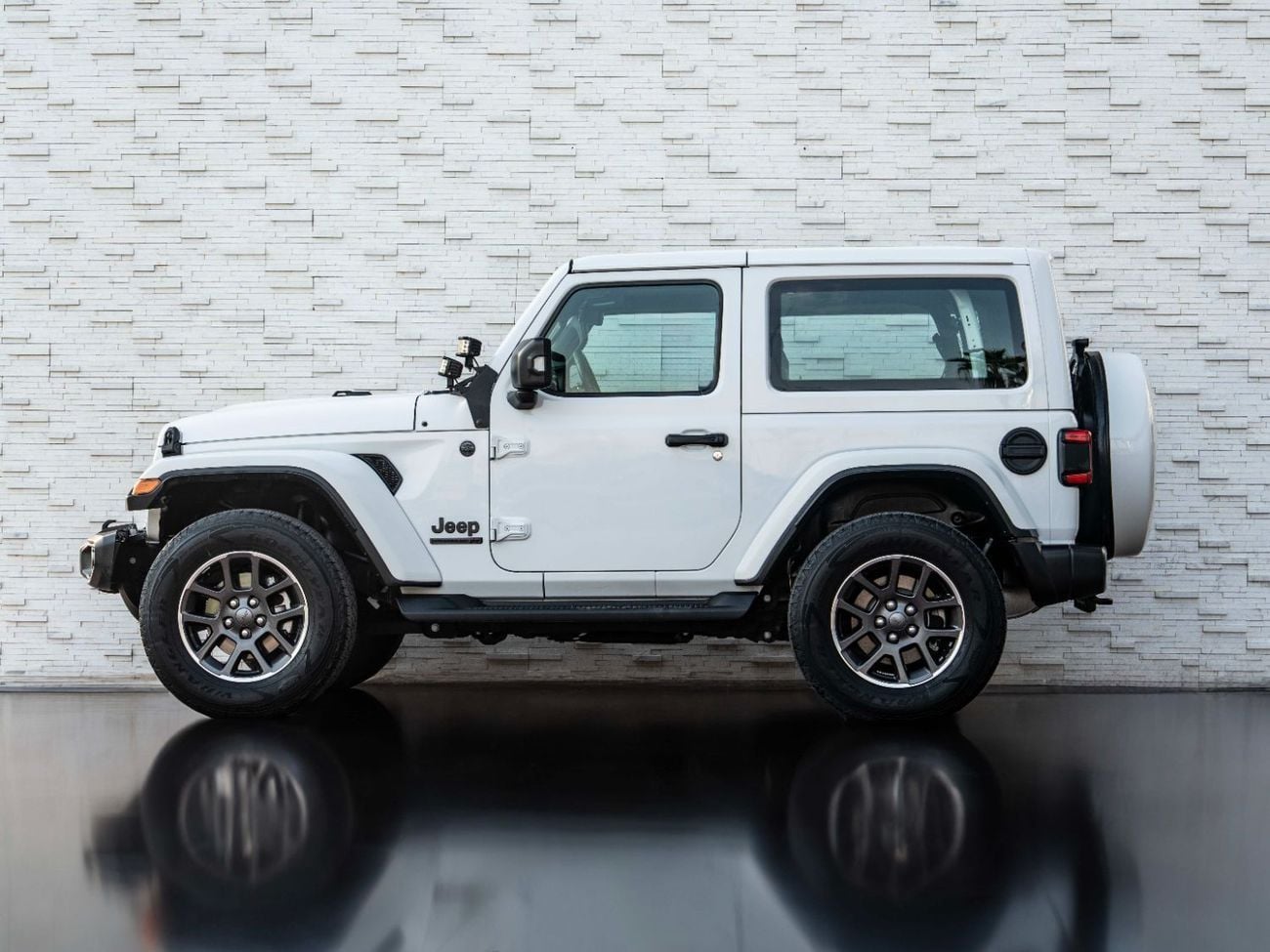 Jeep Wrangler Sport 3.6L A/T (5 Seater)
