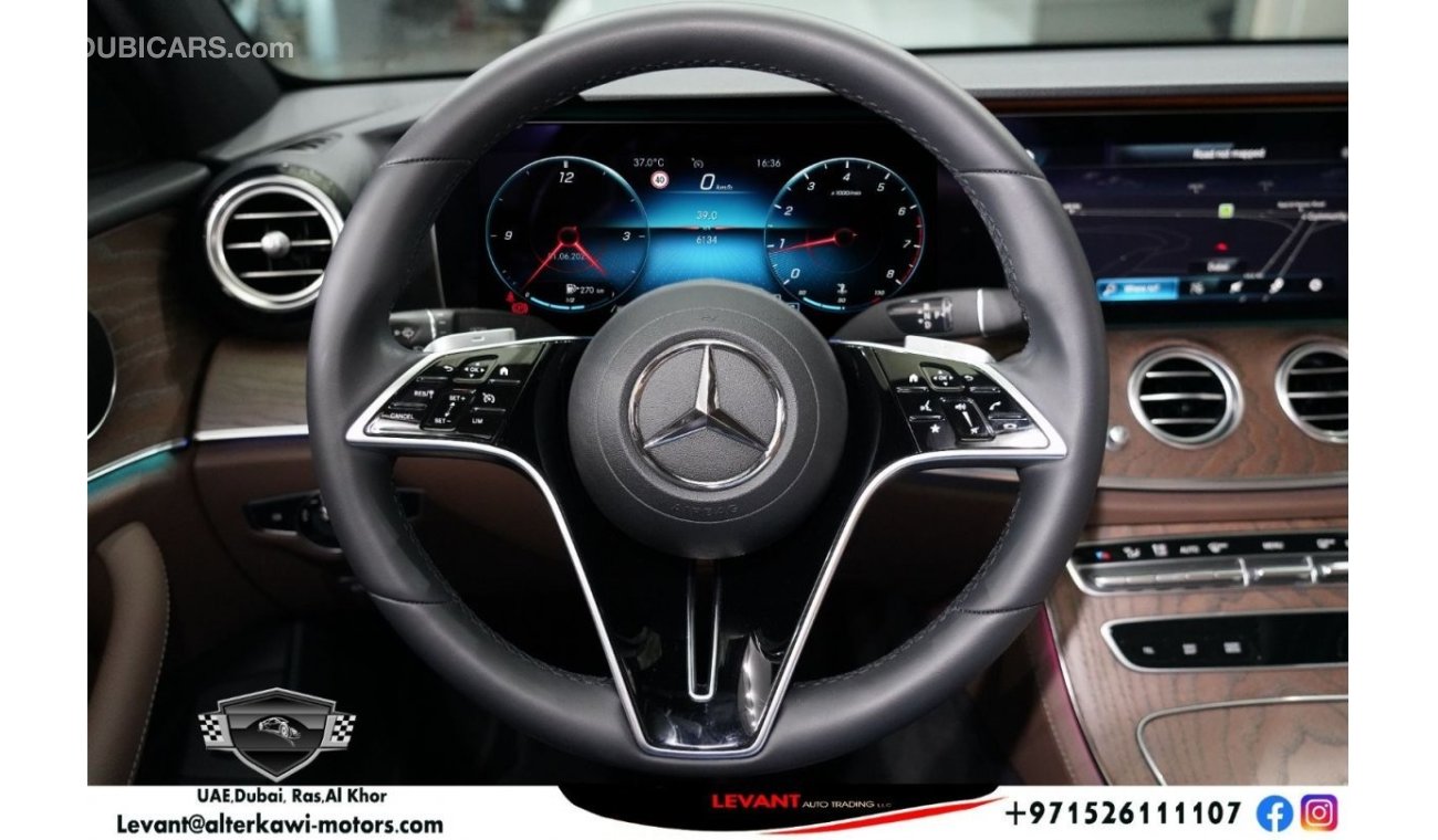 مرسيدس بنز E300 MERCEDES E 300 2021 GCC WITH LOW MILEAGE