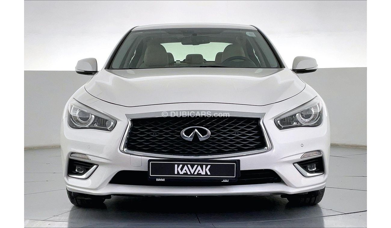 Infiniti Q50 Premium / Luxe