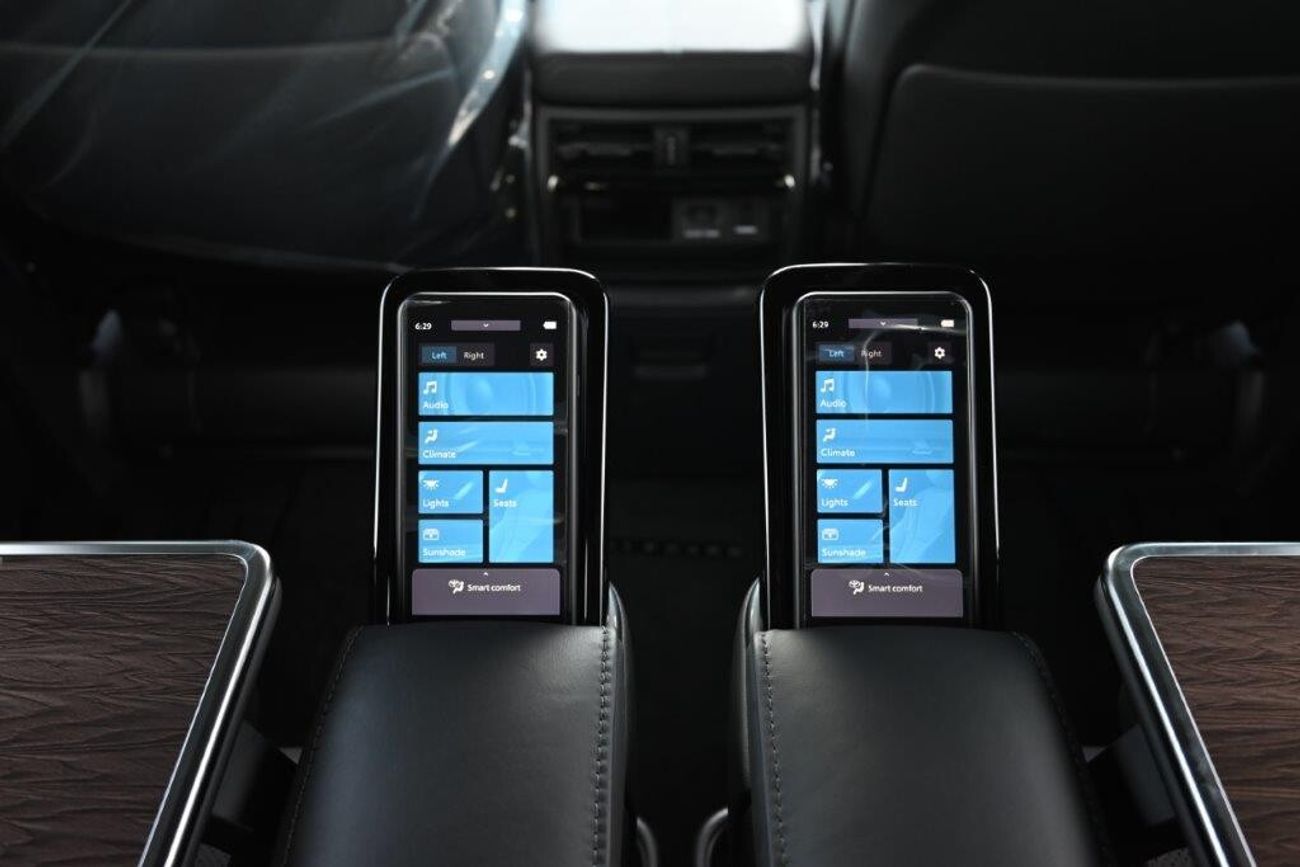 Toyota Alphard Hybrid Executive Lounge