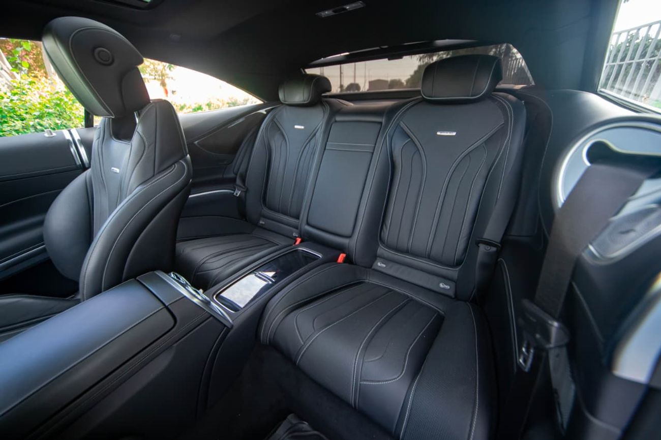 Mercedes-Benz S 63 AMG Std 4.0L (604 HP)