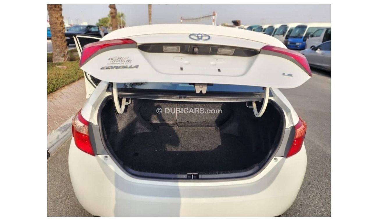 تويوتا كورولا SE