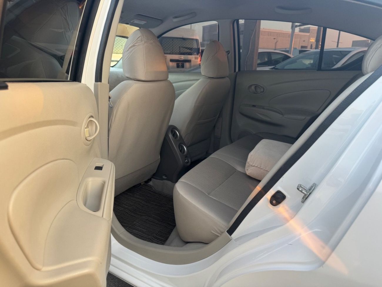 Nissan Sunny SL 1.5L full option all automatic window