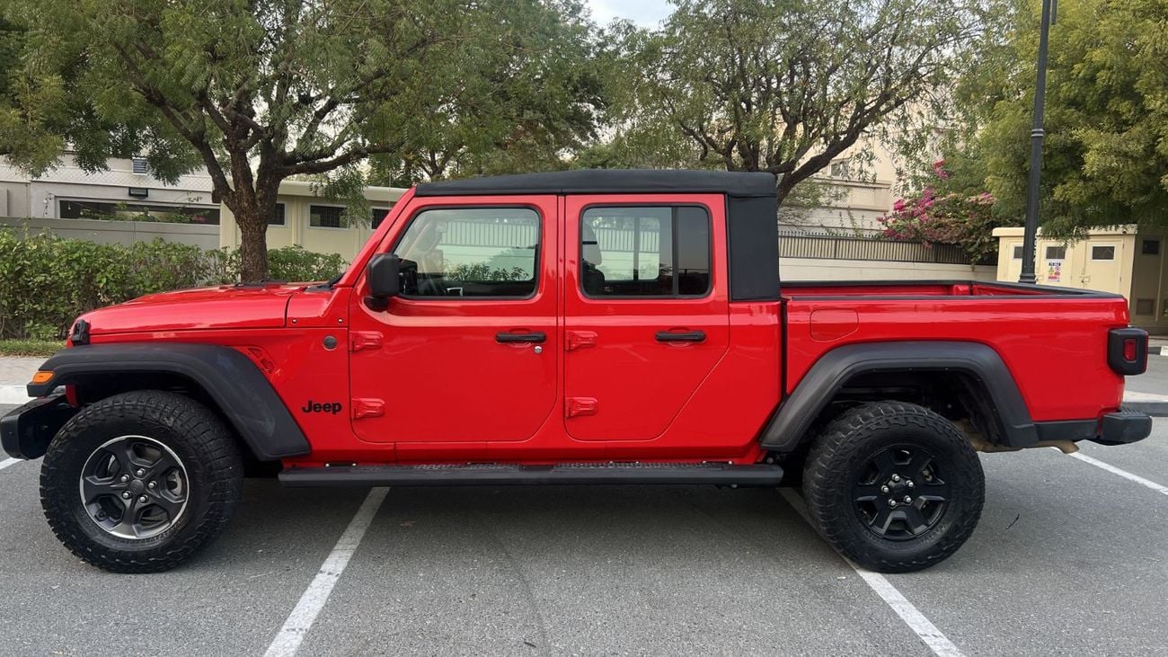 جيب جلادياتور 