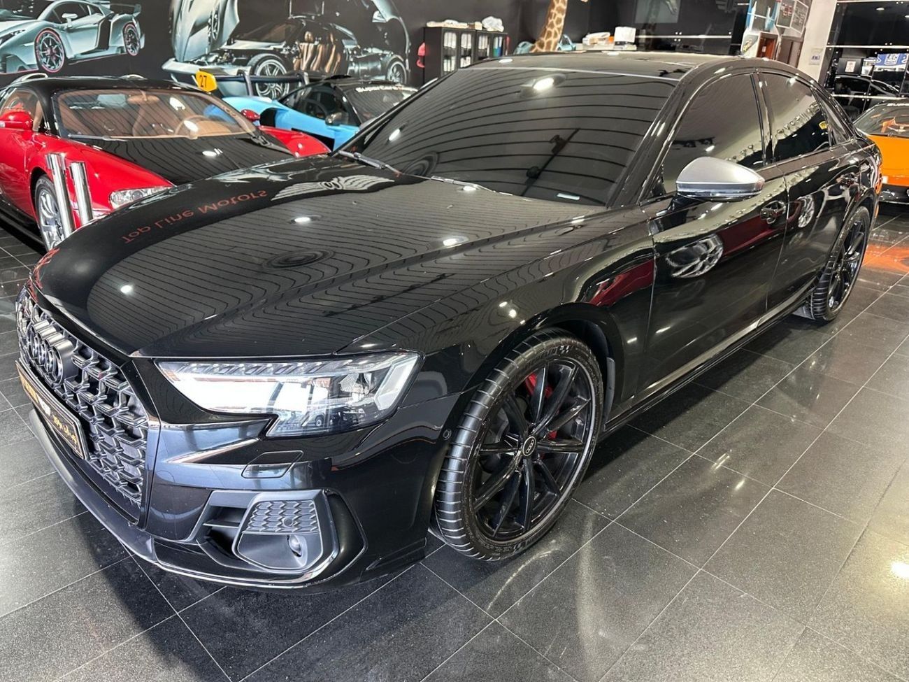أودي S8 Std 4.0L (563 HP)