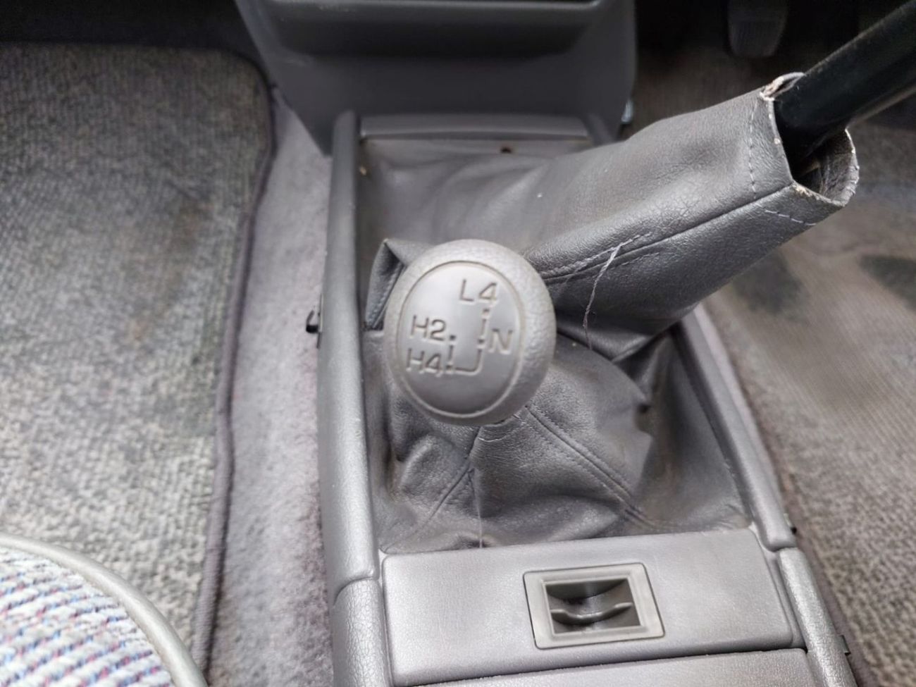 تويوتا هيلوكس TOYOTA HILUX PICK UP RHD 1994 MODEL 2.8 L DIESEL MANUAL(PM19135)