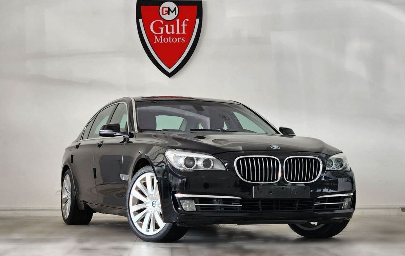 بي أم دبليو 740Li Li-3.0L-6 Cylinder-Gcc-Full Option-Bank Finance Facility - Warranty