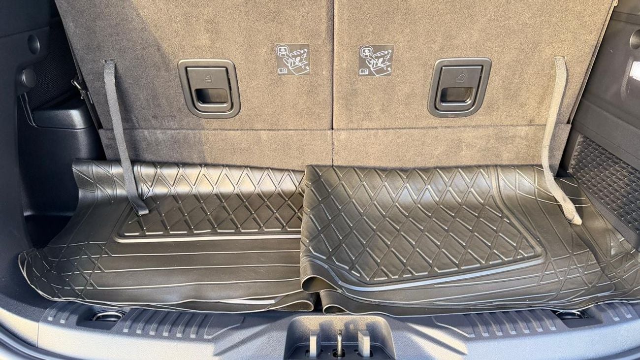 Ford Everest SPORTS | PUSH START | 2.0L DIESEL ENGINE | PARKING SENSORS | BACK CAMERA | AUTO | 2024 | RHD | 2WD