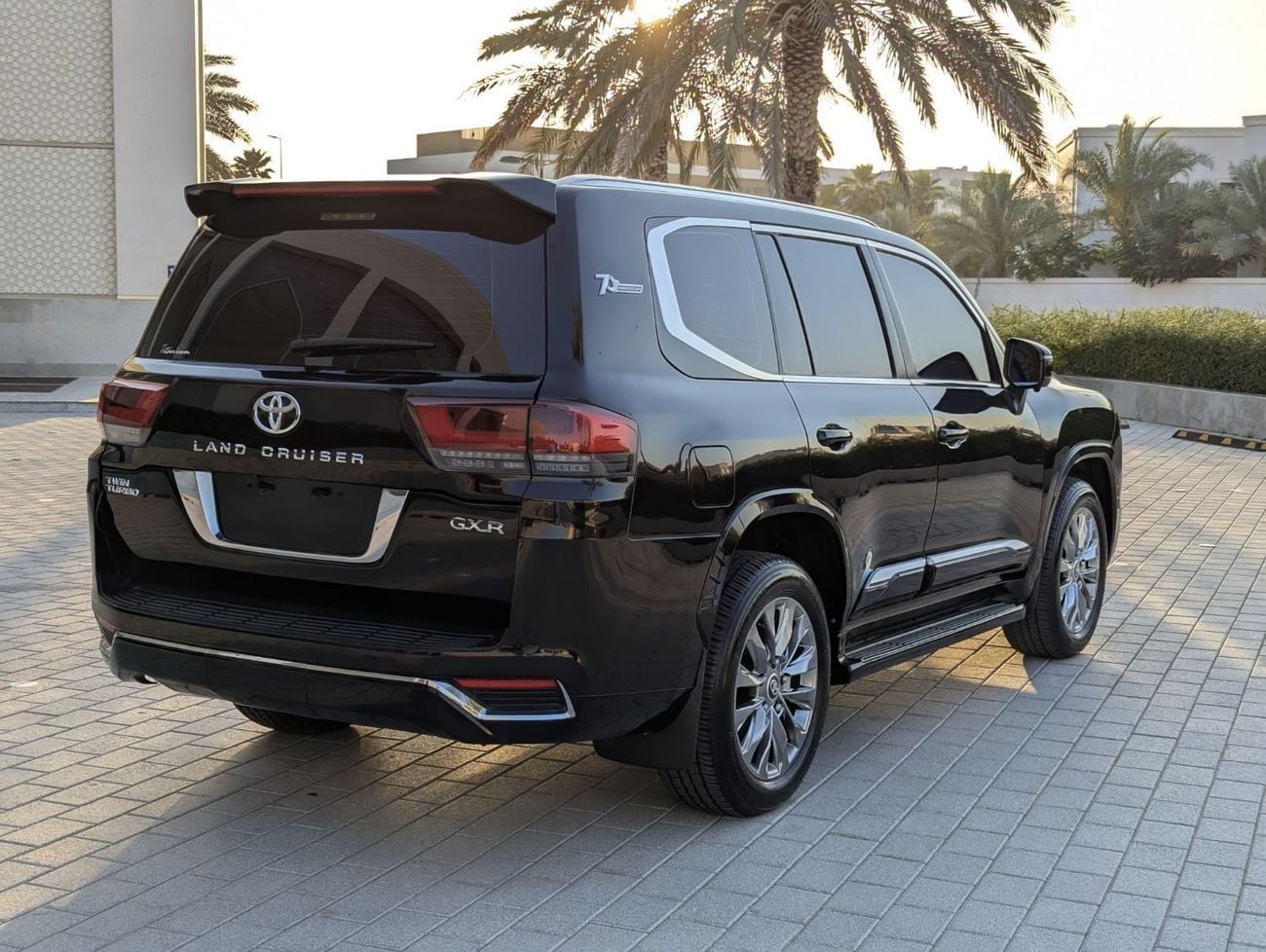 Toyota Land Cruiser  4.0L Completely Modified Exteriorly & Interiorly to 2025 model Year V6 1GR Petrol Engine Automat