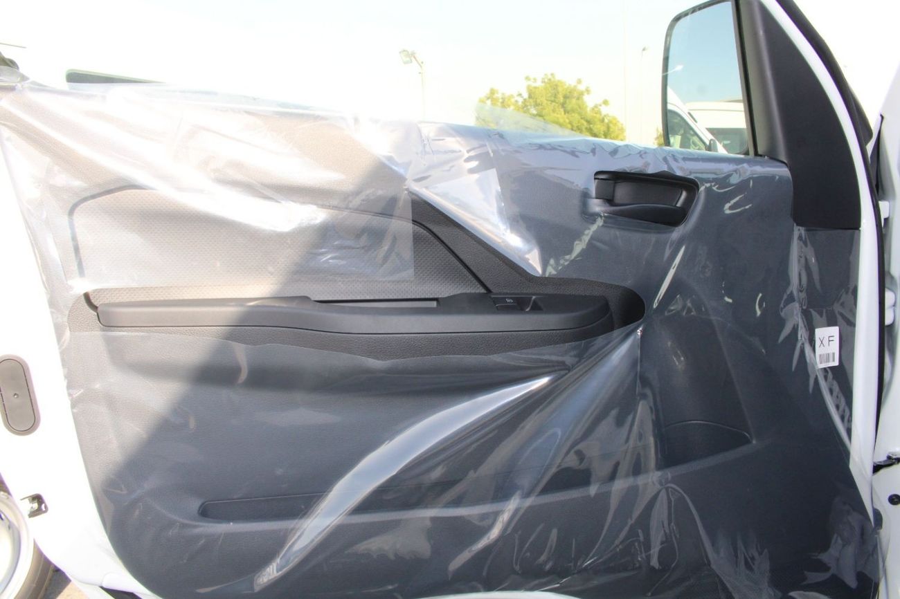 Nissan Urvan NISSAN URVAN 2.5L DIESEL 15-SEATER HIGH ROOF NARROW BODY CX MANUAL