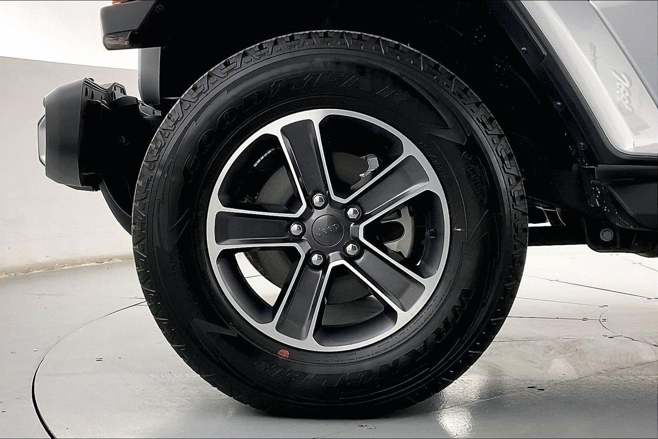 Mercedes-Benz CLS 350 Premium+ (AMG Package) | 1 year free warranty | 0 Down Payment