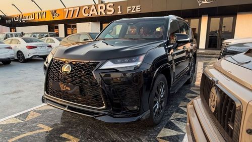 لكزس LX 700h F Sport