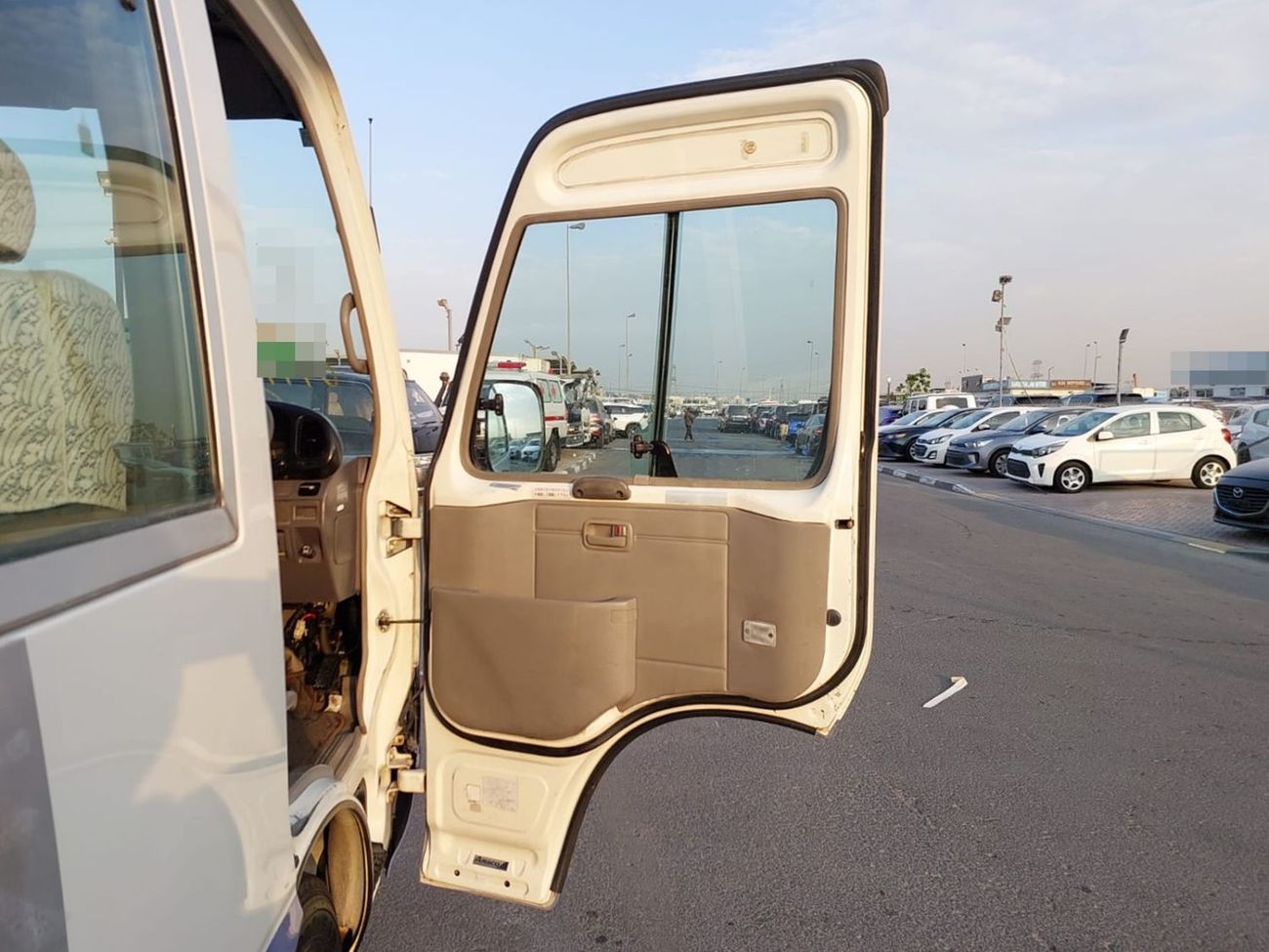 تويوتا كوستر 2002 TOYOTA COASTER BUS RHD 4.1 L DIESEL AUTOMATIC (PM11068)