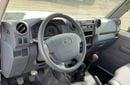 تويوتا لاند كروزر بيك آب Pick up truck. single cabin. 4.2L . 4*4 . 3 seats . 2 doors