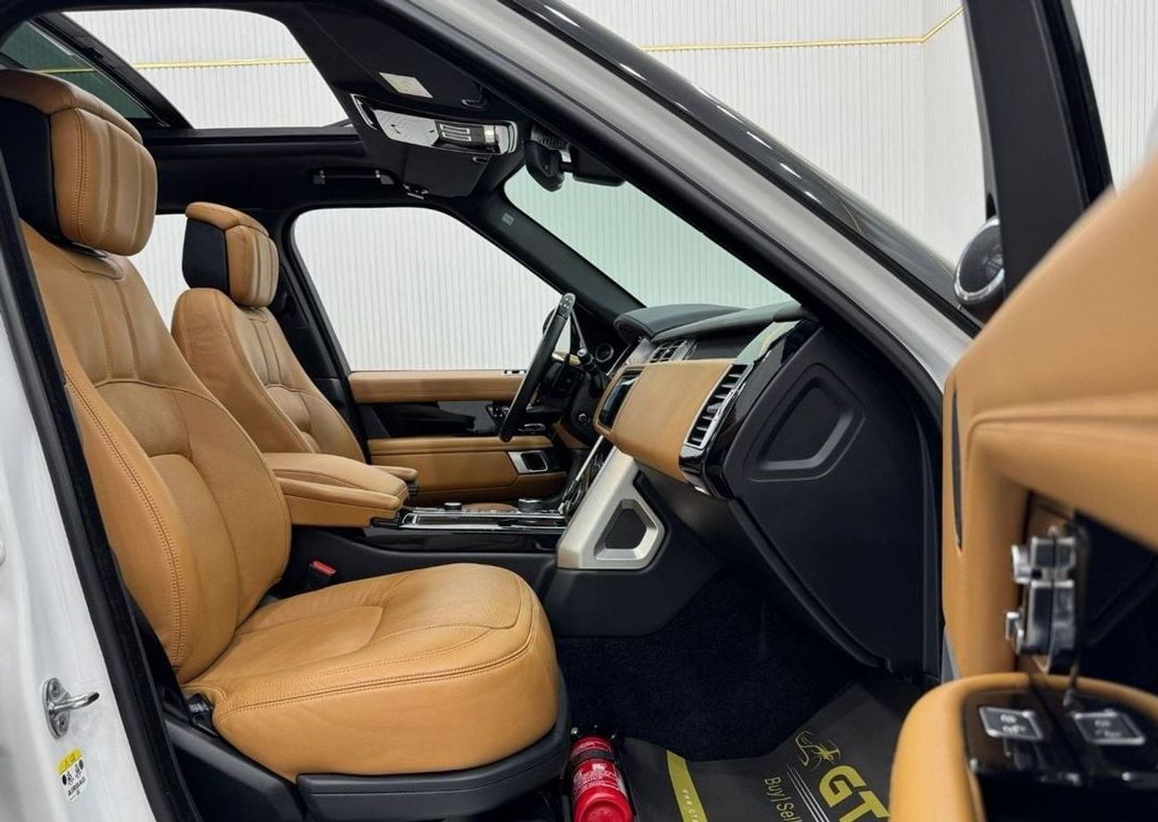 لاند روفر رينج روفر Vogue SE 5.0L 2020 Range Rover Vogue P525 SE, Warranty, Full Range Rover Service History, Full Optio