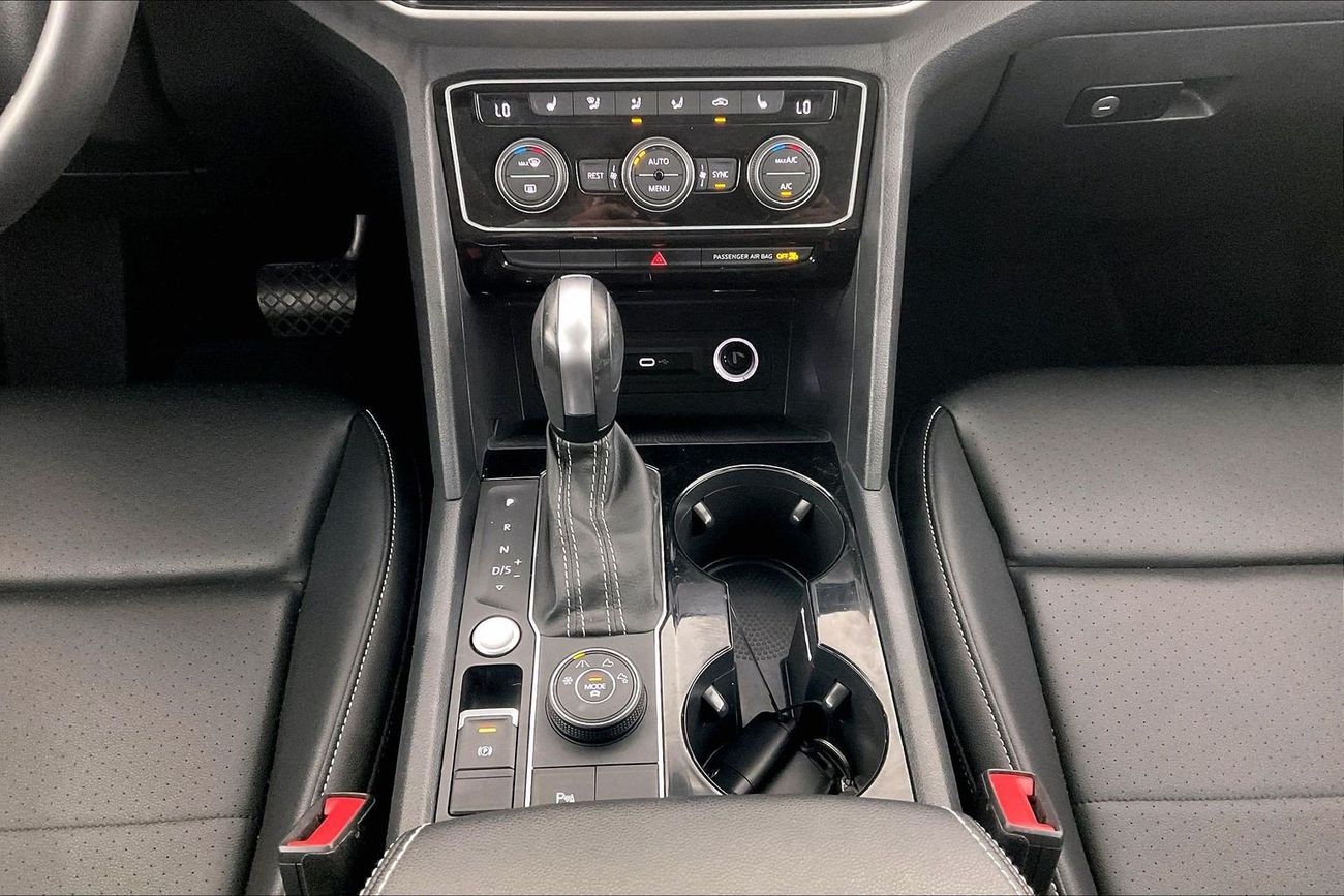 Volkswagen Teramont Comfortline | National Day Celebration | Guaranteed Warranty | 0 Down Payment