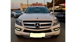 Mercedes-Benz GL 450 Mercedes GL450 full option 2014 very clean    full option    opened the roof    Cruise control    Bl