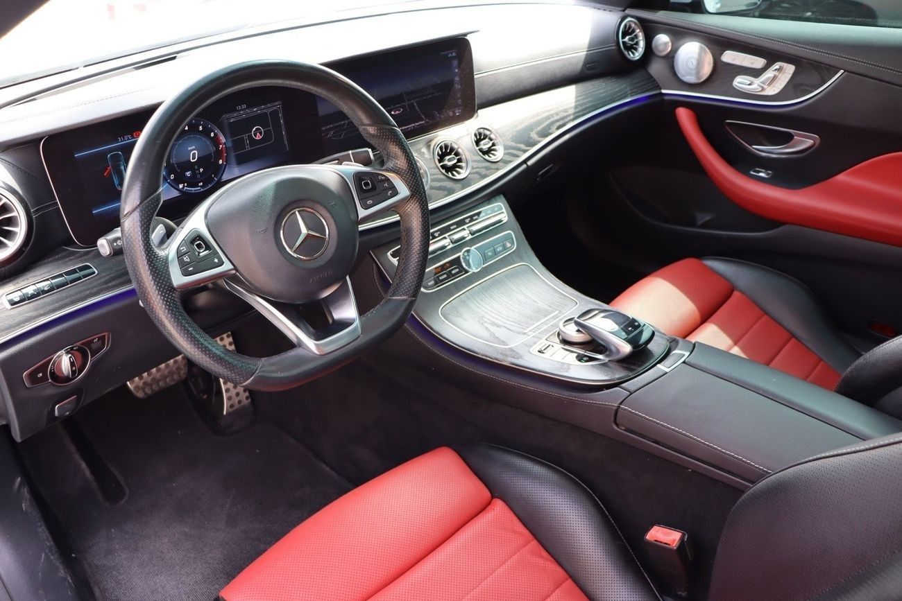 مرسيدس بنز E 200 كوبيه Mercedes-Benz E200 Coupe / 2018 / GCC / Free Accident / First Owner