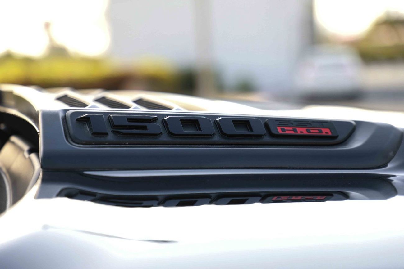 رام 1500 2025 RAM 1500 LIMITED "Night Edition" 3.0L V6 - GCC - Black inside Black