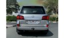 لكزس LX 570 GCC - LEXUS LX 570 - 2010 - FULL OPTION - EXCELLENT CONDITION - REAR SCREEN