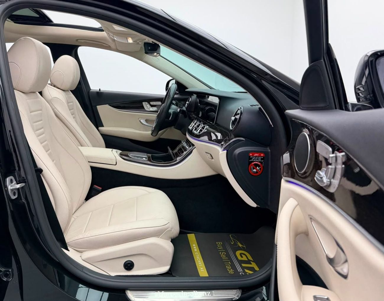 Mercedes Benz E300 AMG 2021 Mercedes Benz E300, Warranty, Full Mercedes Service History, Excellent Condition, GCC