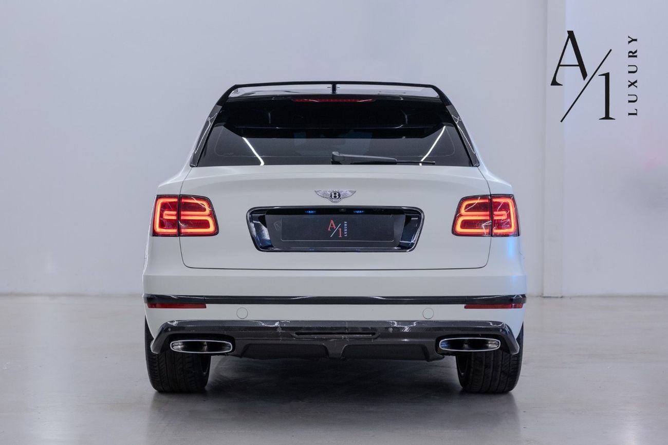 Bentley Bentayga FIRST EDITION 2017 Excellent Condition, Fully Loaded, Carbon Fibre Package, GCC Spec